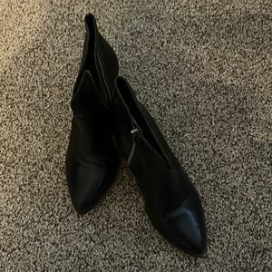 7.5 M Womens Frye Boots black